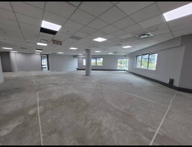 946M² OFFICE TO LET IN SANDTON CENTRAL